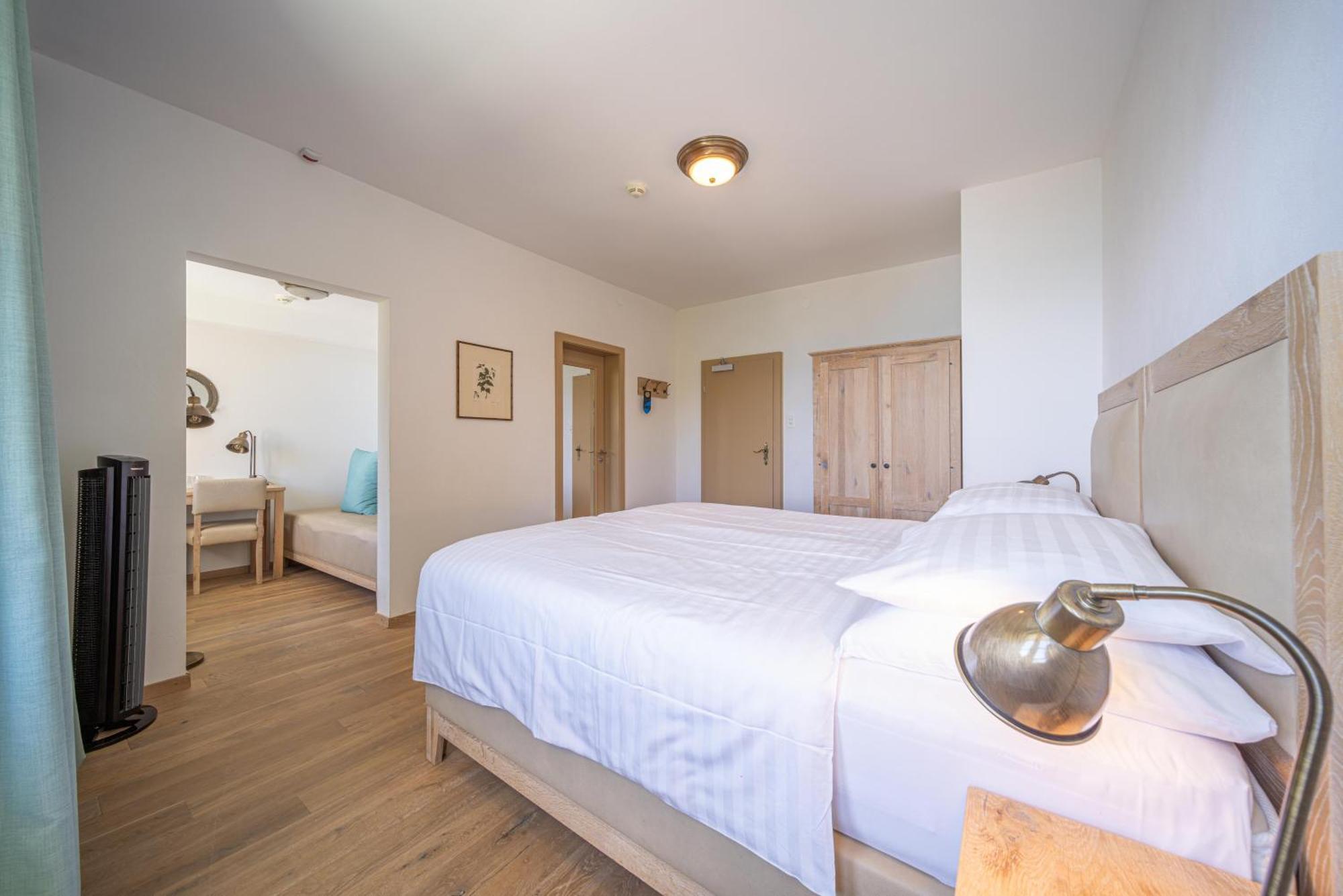 Hotel Au Major Davel 2*
